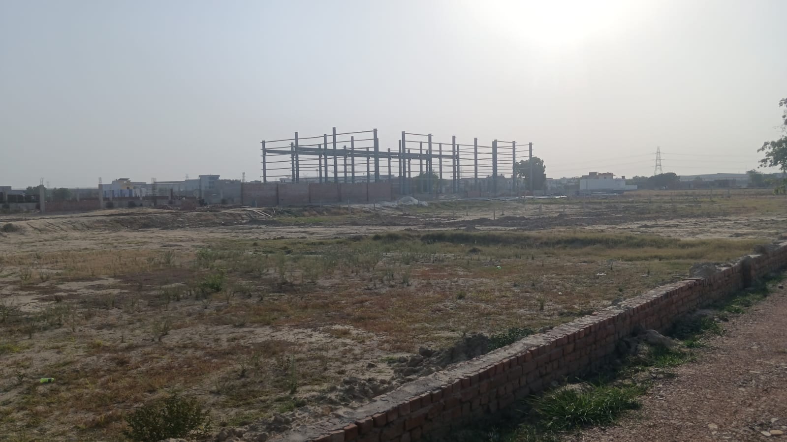 Industrial plot 25,899 sq mtrs. N.H. 24, 14 Lane Delhi- Hapur Expresway, Jinal Nagar, Ghaziyabad, U.P.:
