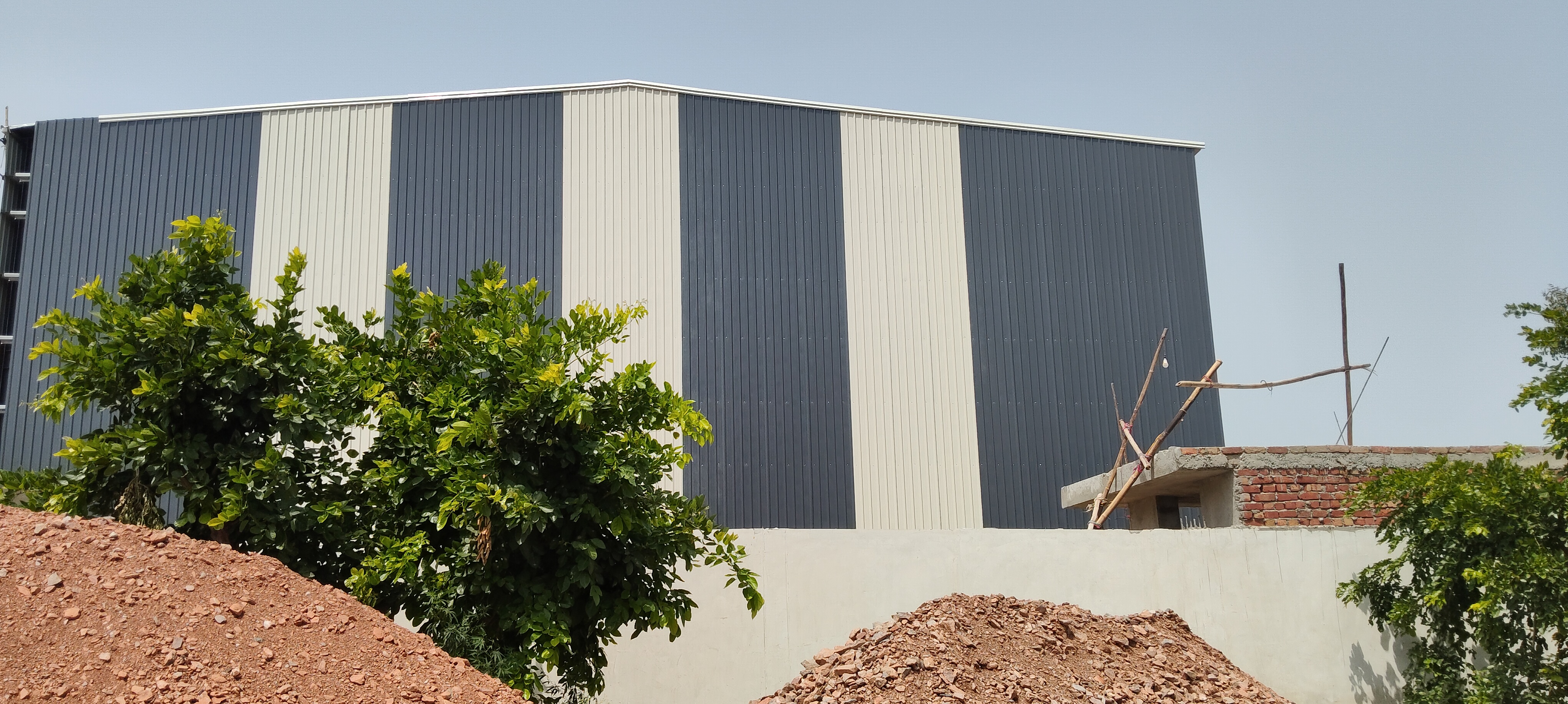 4000 Sq Meter Industrial building for rent in ecotech 11