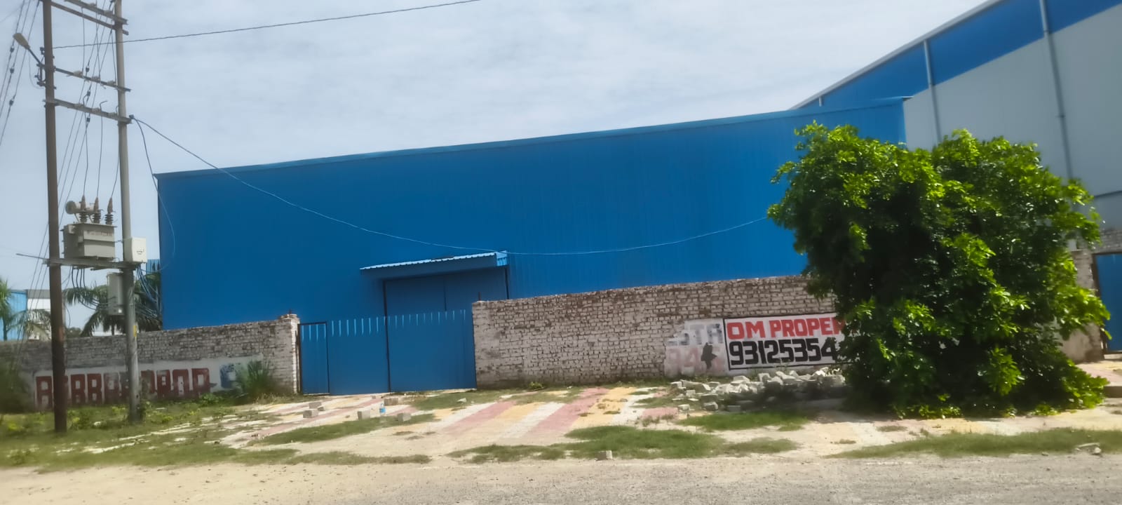 16000 sq ft warehouse in ecotech 1