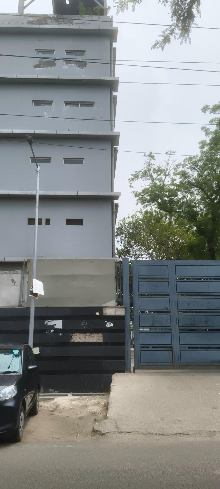 4100 sq mtr industrial Building in sec 8 Noida